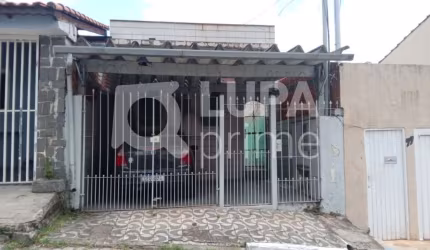 Casa Terréa com 2 dormitórios á venda em Santana