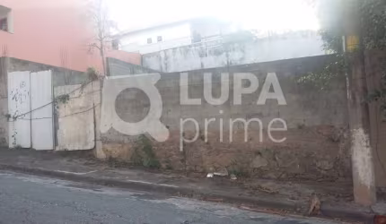 Terreno à venda no Jardim Floresta!