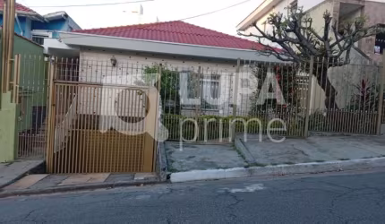 Casa Térrea com 3 dormitórios sendo 1 suíte á venda no Jardim São Paulo