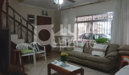 SOBRADO 3 DORMITÓRIOS (1 SUÍTE) Á VENDA- PARQUE NOVO MUNDO