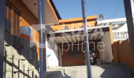 Sobrado com 3 dormitórios á venda na Vila Dona Augusta