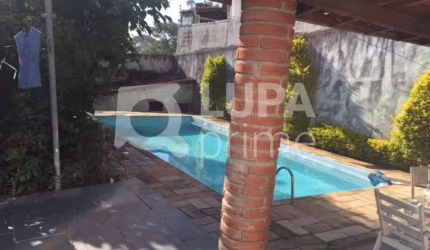 Casa à venda com 3 dormitórios à venda na Vila Pedra Branca!