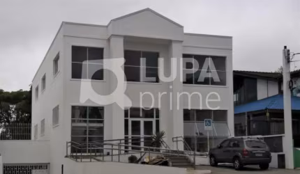 Prédio Comercial com 945m² para Locação, em Santo Amaro