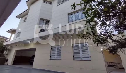 Sobrado com 4 dormitórios à venda - Palmas do Tremembé!
