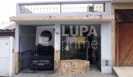Casa Térrea com 3 dormitórios sendo 1 suíte á venda no Tucuruvi