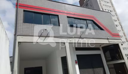 Prédio comercial com 950 metros á venda na Vila Gustavo