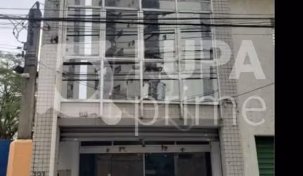 Prédio com 160 m² à venda na Água Fria