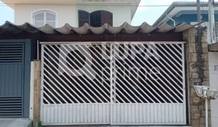Sobrado com 3 dormitórios sendo 1 suíte a venda na Vila Ede