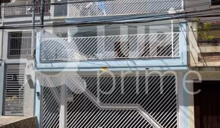 Sobrado com 3 dormitórios sendo 1 suíte à venda no Jardim São Paulo!