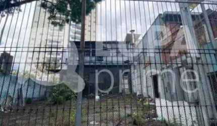 Prédio comercial com 644 metros à venda em Santana!