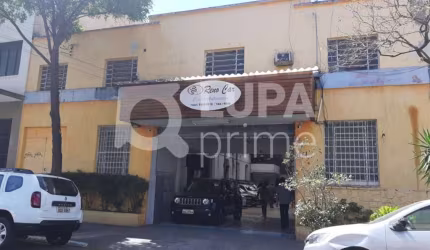 Galpão com 900 metros para locação no Campos Elíseos