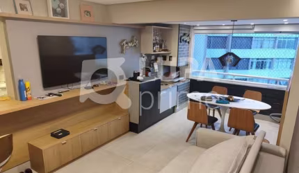 Apartamento com 2 dormitórios sendo 1 suíte á venda em Santana