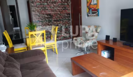 Casa a venda no Tremembé / Parque Casa de Pedra com 3 dormitórios, 1 suíte e 3 vagas de garagem
