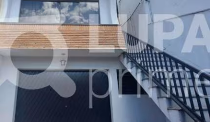 SOBRADO COM 3 DORMITÓRIOS (1 SUÍTE) Á VENDA- PALMAS DO TREMEMBÉ