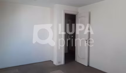 Sala Comercial com 260 metros para locação no Centro