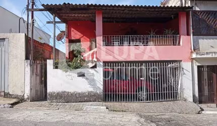 Sobrado à venda na Vila Nivi!