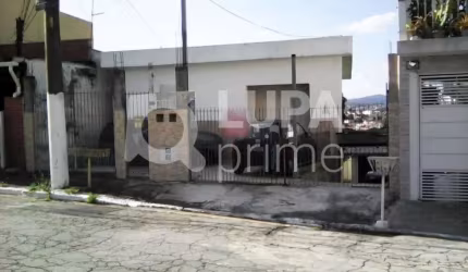 Terreno com 2 casas á venda na Vila Nova Mazzei !
