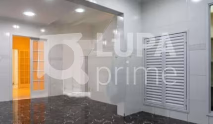 Sobrado com 3 dormitórios sendo 1 suíte à venda no Jardim São Paulo!