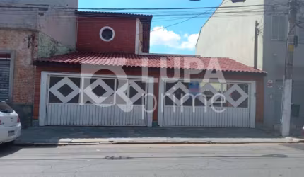 Sobrado com 4 dormitórios sendo suítes para Locação no Imirim