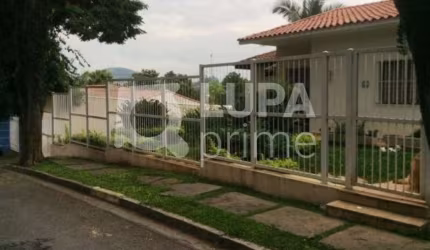 Casa térrea para locação no Jardim Floresta!