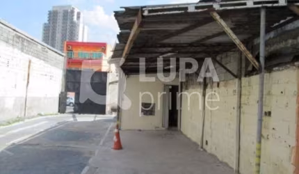 Terreno com 315 metros á venda na Vila Gustavo