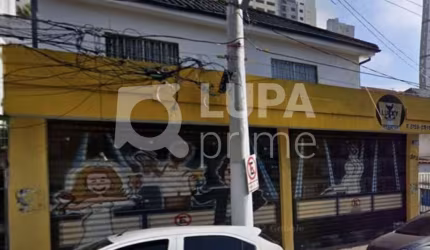 Terreno com 3 casas á venda na Parada Inglesa!