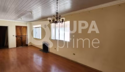 Casa térrea com 3 dormitórios à venda no Horto Florestal!
