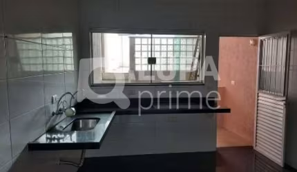 Casa Assobradada com 3 dormitórios de 238m² à venda, no Jardim Brasil