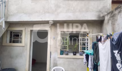Casa térrea com 3 dormitórios à venda na Vila Isolina Mazzei!