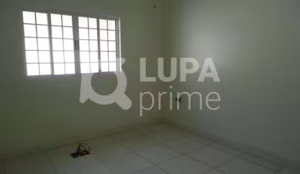 Sobreloja  para locação na Santa Teresinha