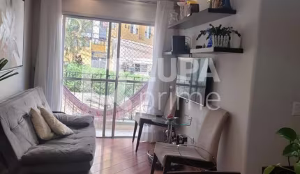Apartamento com 2 dormitórios á venda na Santa Terrezinha