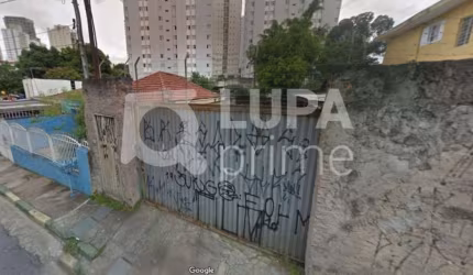 Terreno com 433 metros de área construída à venda em Santa Teresinha!