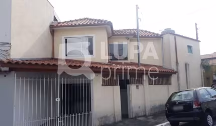Sobrado com 2 dormitórios à venda na Vila Vitório Mazzei!