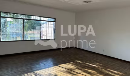Sobrado com 3 dormitórios de 250m² para Locação, no Jardim França