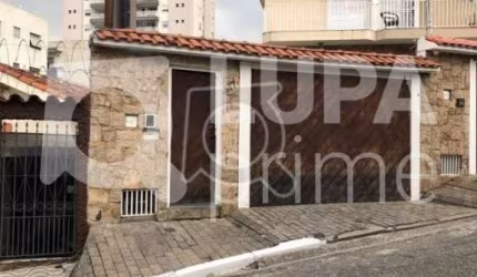 Sobrado à venda na Vila Dom Pedro!