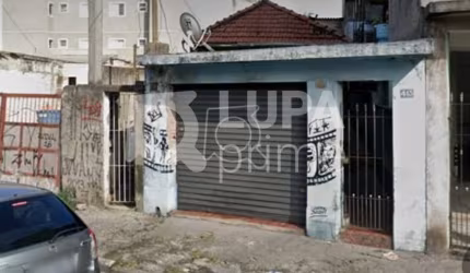 Sobrado à venda na Vila Sabrina!