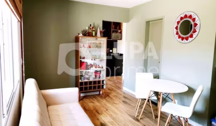 Sobrado com 2 suítes á venda no Jardim Paraíso