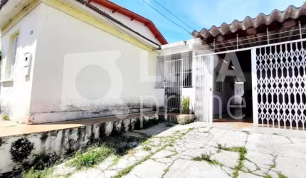 Casa térrea com 2 dormitórios á venda no Imirim!