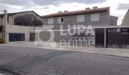 Sobrado com 2 dormitórios á venda na Vila Constança