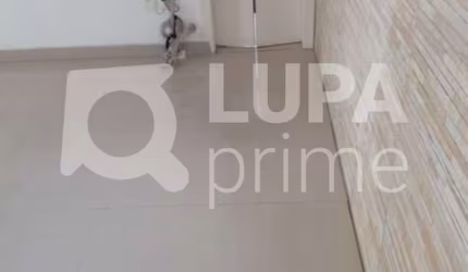 Sobre Loja com 100 metros para locação em Santana.