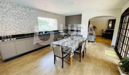 Lindo Sítio com 1.125m² á venda em Mairiporã