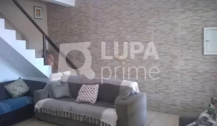SOBRADO COM 4 QUARTOS E 4 VAGAS A VENDA NA VILA MEDEIROS