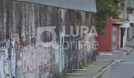 TERRENO COM 1.173m² Á VENDA- PARQUE EDU CHAVES