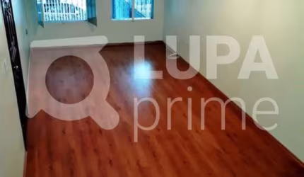 Casa á venda- Água Fria- 3 dormitórios,2 salas, 2 banheiros, 2 vagas,125m²