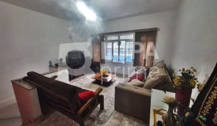 CASA PARA RENDA À VENDA NO TATUAPÉ
