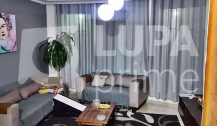 CASA COM 3 QUARTOS E 3 VAGAS DE GARAGEM À VENDA NO TUCURUVI