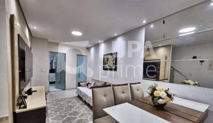CASA COM 2 QUARTOS E 2 VAGAS DE GARAGEM À VENDA NA FREGUESIA DO Ó