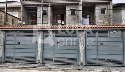 CASA COM 3 QUARTOS E 1 VAGA DE GARAGEM À VENDA NA VILA CONSTANÇA