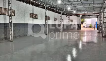 GALPÃO COMERCIAL COM 374M² PARA LOCAÇÃO EM CUMBICA