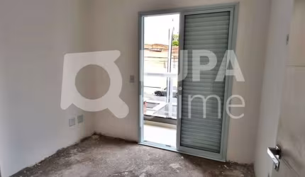 CASA COM 2 QUARTOS  E 2 VAGAS DE GARAGEM À VENDA NA VILA MARIA ALTA